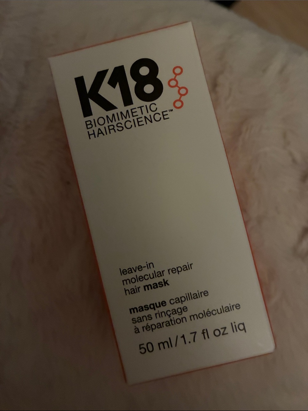 K18 Biomimetic Hairscience Leave-In Molecular Repair Hair Mask - White/Peach
